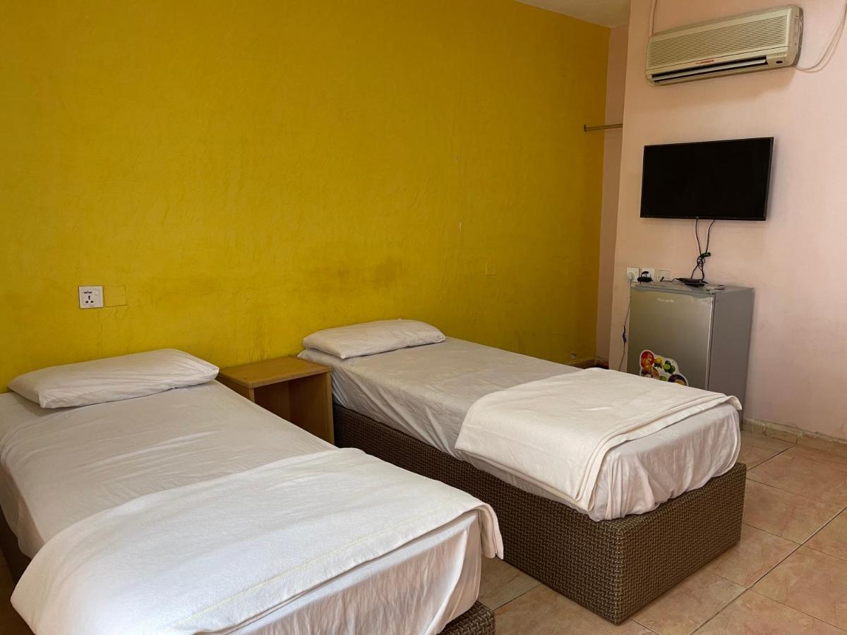 فندق شاطى القمر-Moon Beach Hotel อคาบา ภายนอก รูปภาพ
