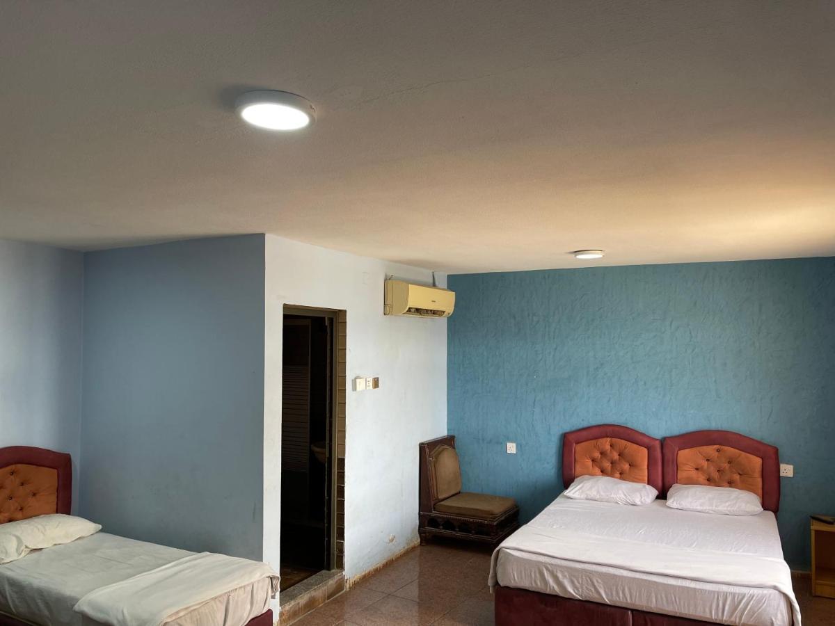 فندق شاطى القمر-Moon Beach Hotel อคาบา ภายนอก รูปภาพ